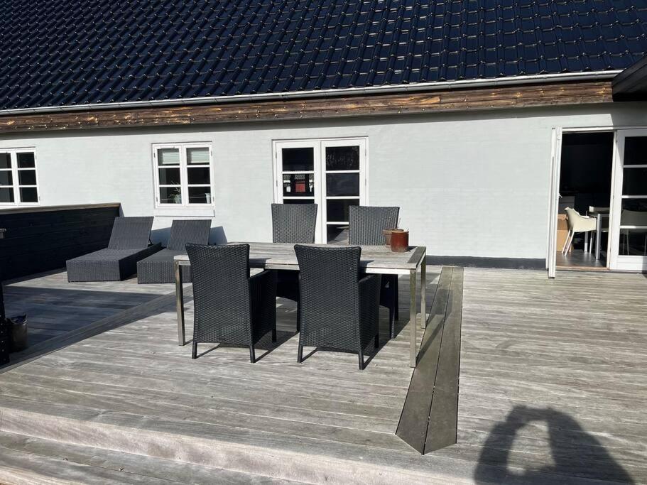 Dejligt Stort Hus Med Spa Ålbæk Exterior foto